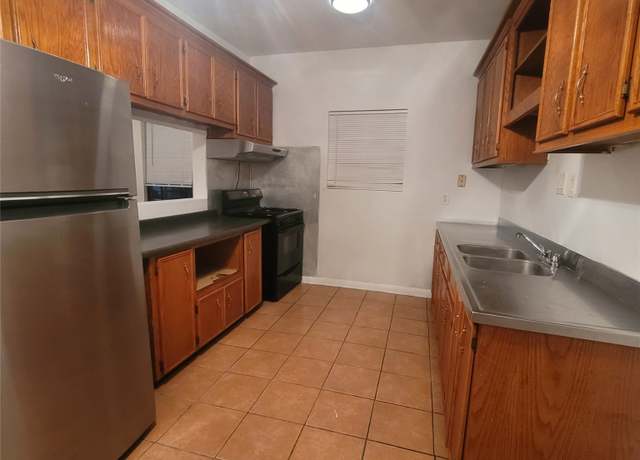Property at 1814 Gano St, Houston, TX 77009, 3 beds, 2 baths
