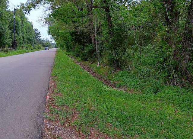 Property at 823 County Road 401, Dayton, TX 77535