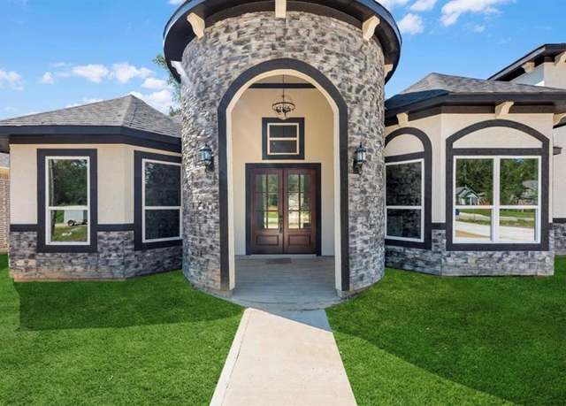 Property at 427 Road 66111, Dayton, TX 77535, 4 beds, 3.5 baths