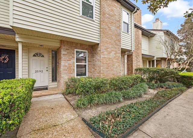 Property at 2592 Bering, Houston, TX 77057, 3 beds, 2.5 baths