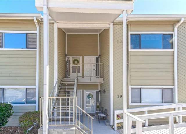 Property at 180 April Point Dr S #180, Conroe, TX 77356, 2 beds, 2 baths
