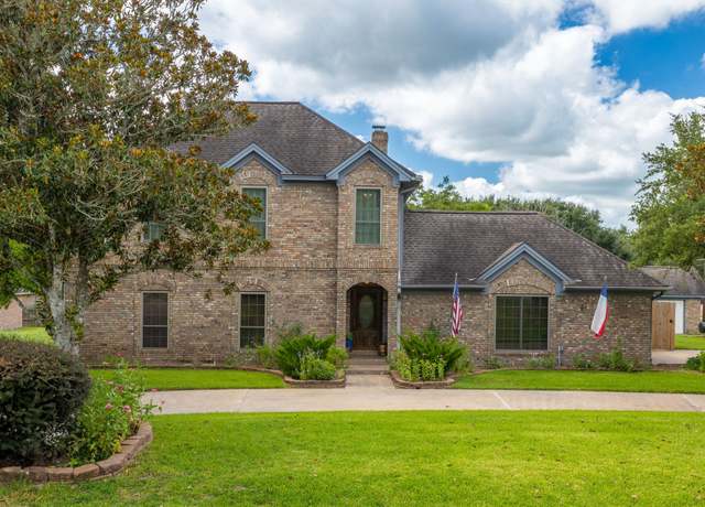 Property at 2909 Brandenburg Ln, Brenham, TX 77833, 4 beds, 2.5 baths