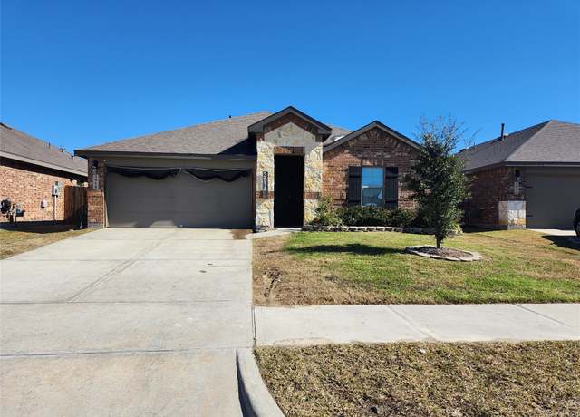 Property at 3914 Hawaiian Ct, Baytown, TX 77521, 4 beds, 2 baths