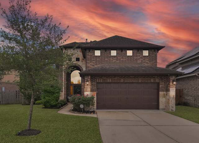 Property at 10927 Gallant Flag Dr, Tomball, TX 77375, 5 beds, 3.5 baths