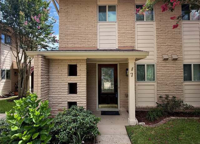 Property at 2330 Lakewood Yacht Club Dr #7, Seabrook, TX 77586, 2 beds, 1.5 baths