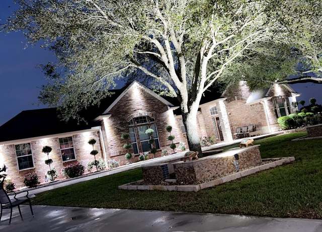 Property at 4702 Oasis Pt, Katy, TX 77493, 4 beds, 3 baths