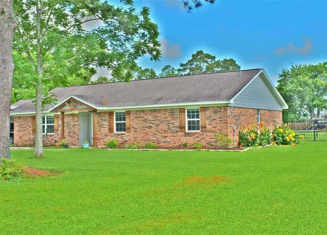 Property at 12207 Cherry Point Dr, Dayton, TX 77535, 4 beds, 3 baths