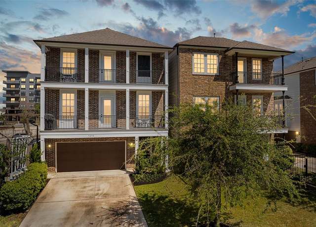 Property at 929 W 19th St Unit B, Houston, TX 77008, 3 beds, 3.5 baths