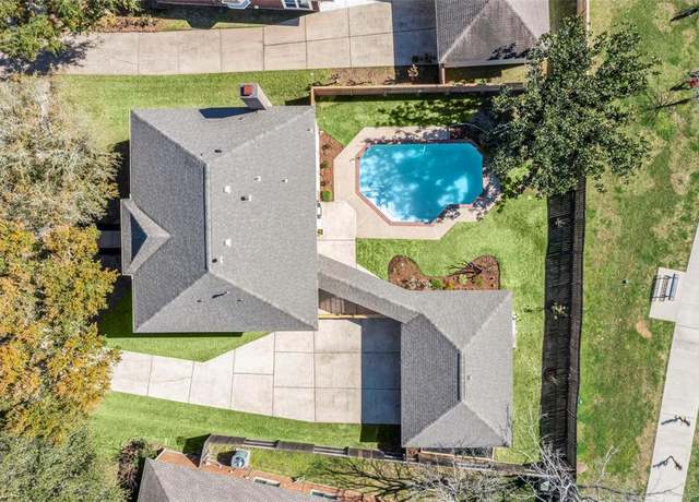 Property at 16811 Soaring Forest Dr, Pasadena, TX 77059, 4 beds, 2.5 baths