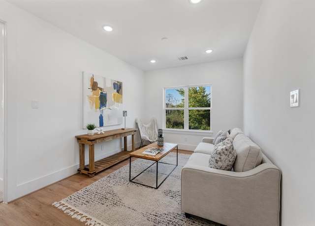 Property at 5612 Azores, Houston, TX 77091, 3 beds, 3.5 baths