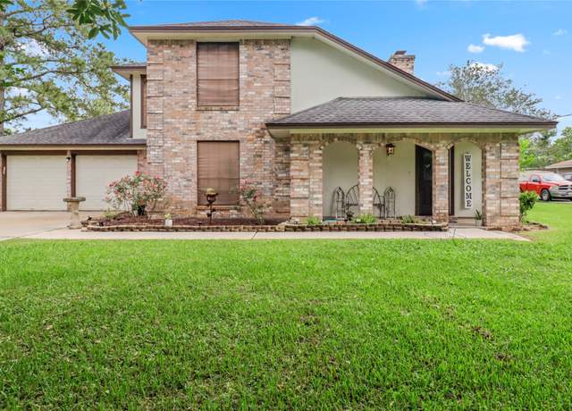 Property at 107 Oak Colony Dr, Angleton, TX 77515, 3 beds, 2 baths