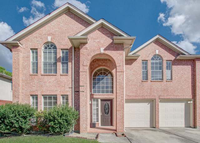 Property at 5330 Imperial Grove Dr, Houston, TX 77066, 3 beds, 2.5 baths