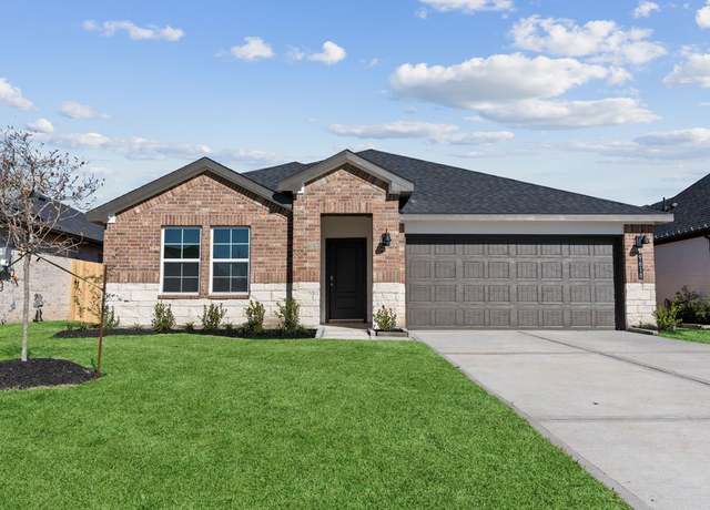 Property at 235 Amy St, Angleton, TX 77515, 4 beds, 2 baths