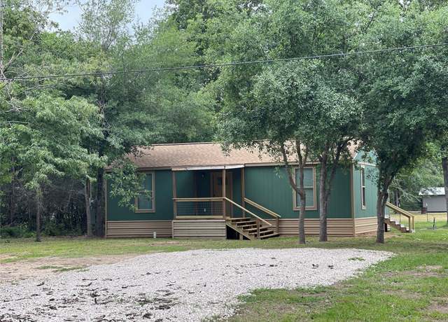 Property at 412 Old Highway 356, Onalaska, TX 77360, 2 beds, 2 baths