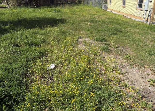 Property at 2086 Liberty St, Beaumont, TX 77701