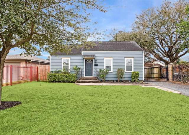 Property at 908 Kelley St, Houston, TX 77009, 3 beds, 2 baths