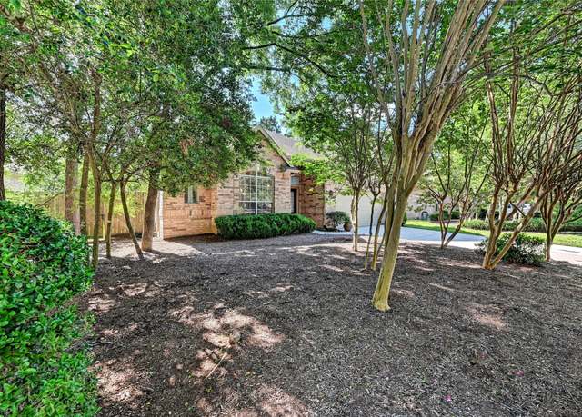 Property at 42 N Belfair Pl, The Woodlands, TX 77382, 3 beds, 2 baths