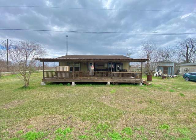 Property at 341 Avenue B, Van Vleck, TX 77482, 2 beds, 1 bath