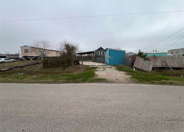 Property at 625 16th St, San Leon, TX 77539