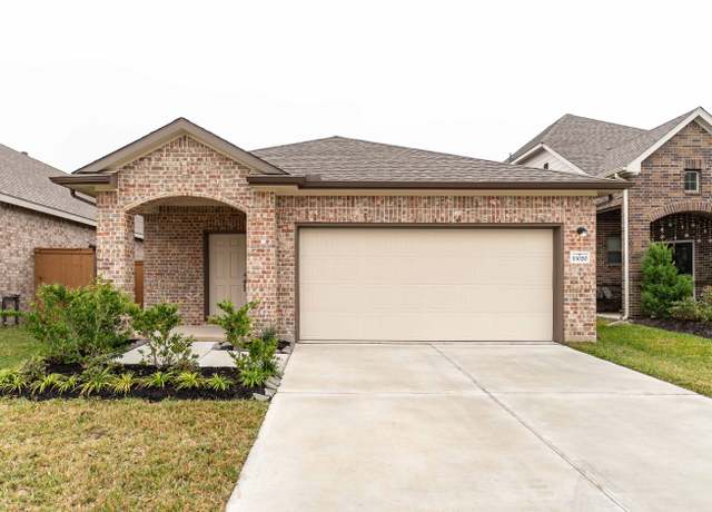 Property at 13020 Sapphire Lake Ln, Texas City, TX 77568, 3 beds, 2.5 baths