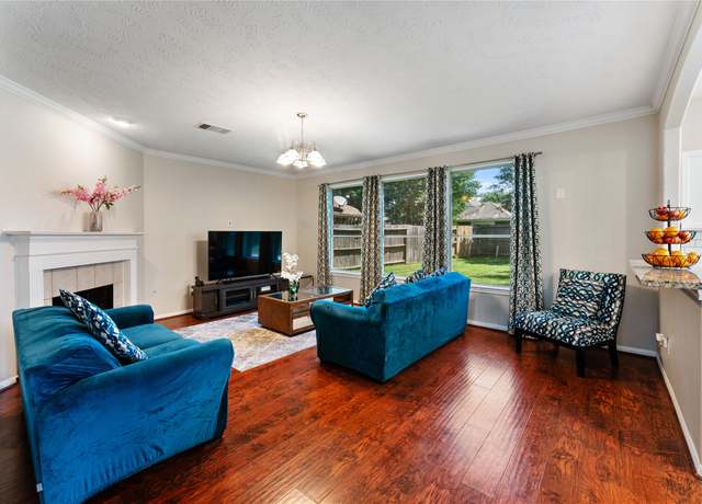 Property at 5942 Crestford Park Ln, Houston, TX 77084, 4 beds, 2.5 baths