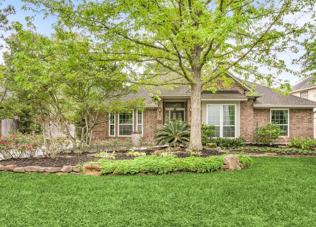 Property at 14 Driftoak Cir, The Woodlands, TX 77381, 3 beds, 2 baths