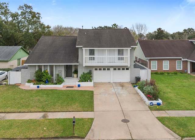 Property at 10706 Sagegreen Dr, Houston, TX 77089, 3 beds, 2.5 baths