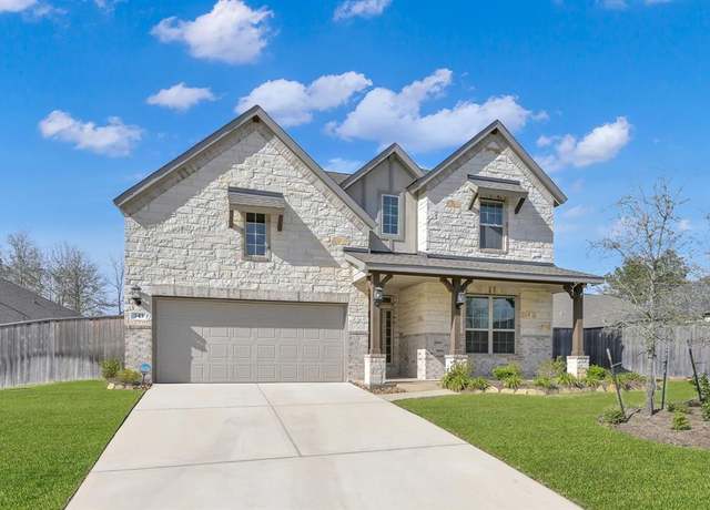 Property at 343 Sky Top Dr, Montgomery, TX 77316, 4 beds, 3.5 baths