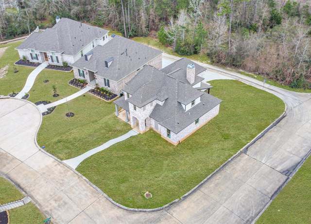 Property at 40 Trellis Ct, Conroe, TX 77304, 4 beds, 3 baths