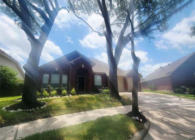 Property at 4315 Aspen Ct, Missouri City, TX 77459, 4 beds, 2 baths