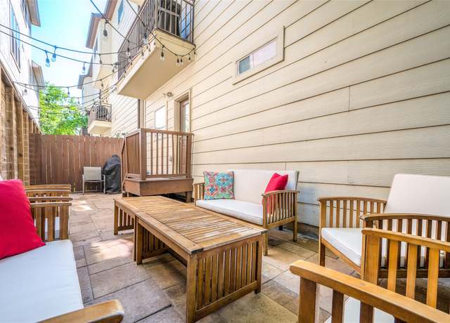 Property at 5733 Petty St, Houston, TX 77007, 3 beds, 3.5 baths