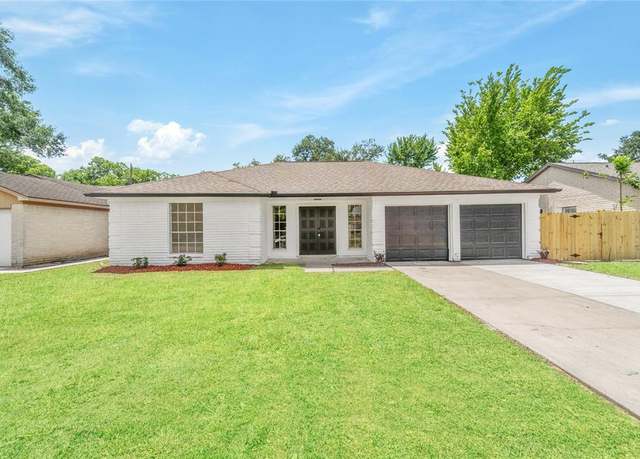 Property at 10530 Tenneco Dr, Houston, TX 77099, 3 beds, 2 baths