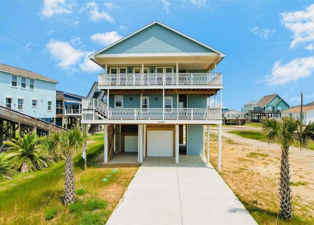 Property at 12896 Coronado Dr, Freeport, TX 77541, 4 beds, 4.5 baths
