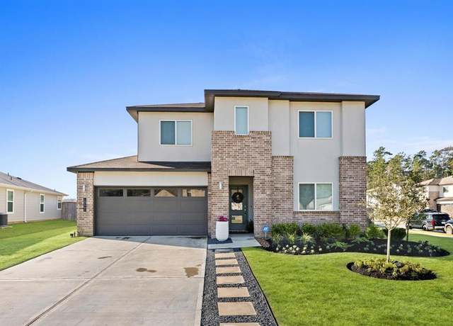 Property at 10441 Great Basin Ln, Conroe, TX 77384, 5 beds, 3 baths