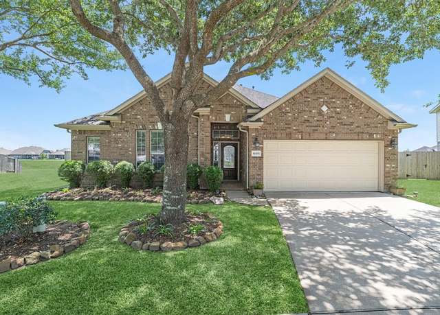 Property at 6003 Oxford Lake Dr, Rosenberg, TX 77471, 3 beds, 2 baths