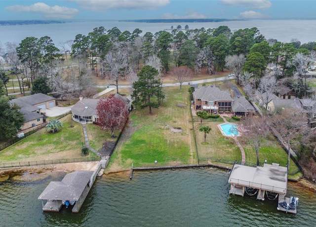Property at 9566 Escondido Dr, Willis, TX 77318
