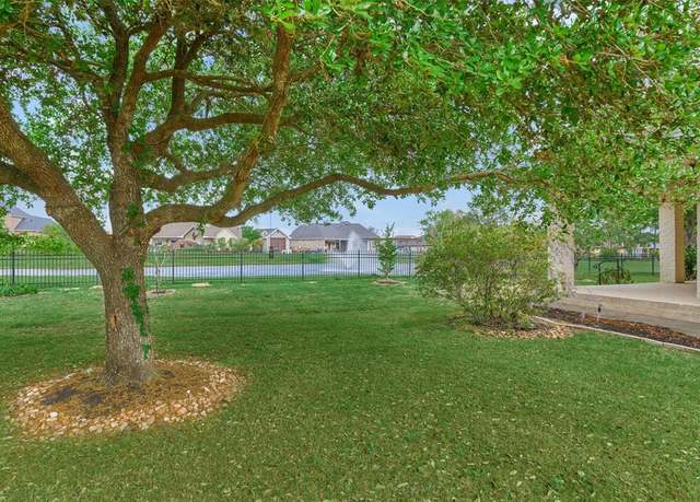 Property at 10892 Bourbon St, Willis, TX 77318, 3 beds, 2.5 baths