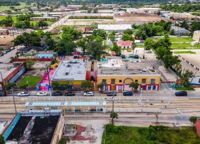 Property at 6632 Harrisburg Blvd, Houston, TX 77011