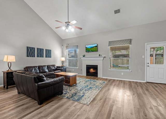 Property at 13923 Roanoke Falls Dr, Cypress, TX 77429, 4 beds, 2.5 baths