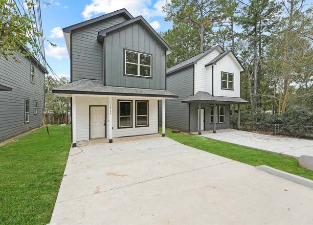 Property at 10174 Barberry St, Montgomery, TX 77318, 3 beds, 2.5 baths