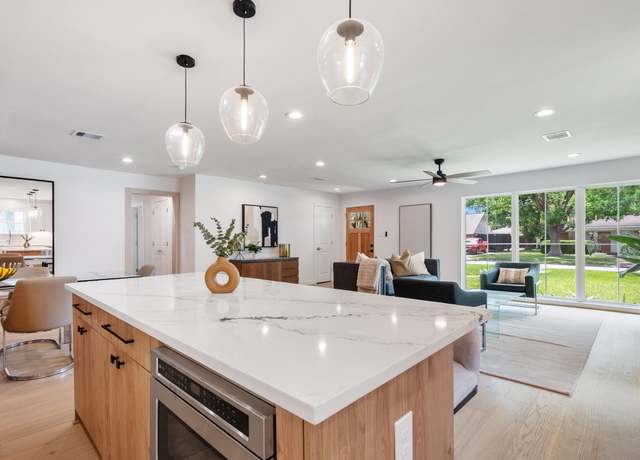 Property at 10651 Mayfield Rd, Houston, TX 77043, 4 beds, 2.5 baths
