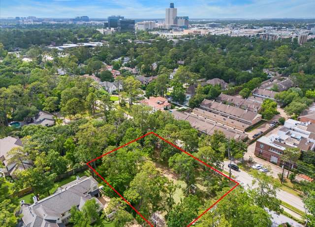 Property at 635 Knipp Rd, Houston, TX 77024
