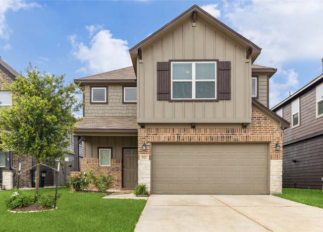 Property at 922 Steel Blue Dr, Houston, TX 77073, 3 beds, 2.5 baths