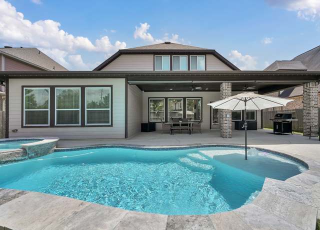 Property at 31276 New Forest Park Ln, Spring, TX 77386, 4 beds, 3.5 baths