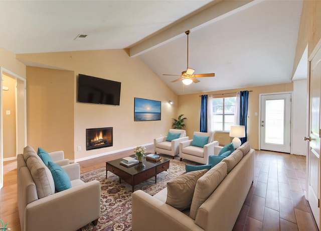 Property at 3711 Clover Meadows St, Pasadena, TX 77505, 3 beds, 2 baths