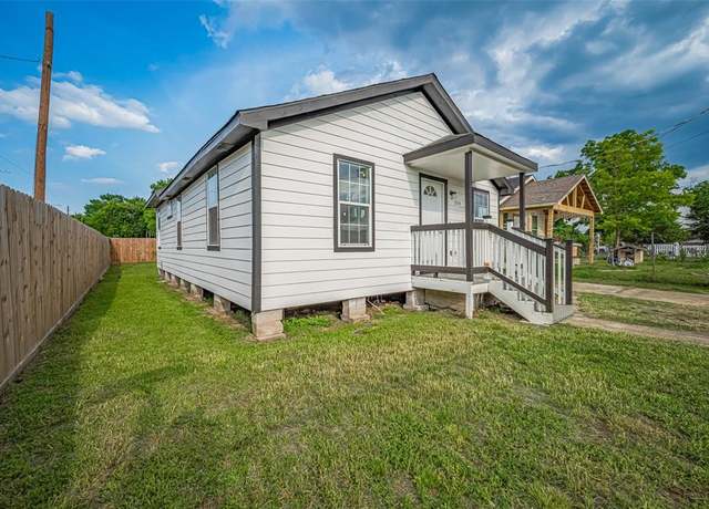 Property at 3514 Wyrick St, Houston, TX 77026, 4 beds, 3 baths