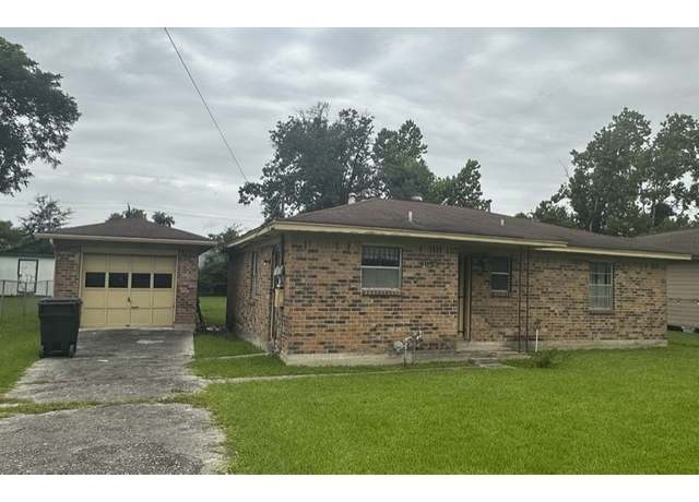 Property at 4625 Los Angeles St, Houston, TX 77026, 2 beds, 1.5 baths