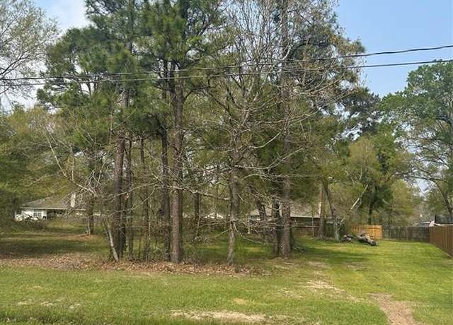 Property at 11619 Walraven Dr, Houston, TX 77336