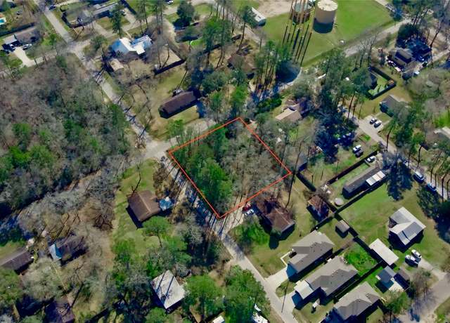 Property at 810 Parkhurst Ave, Cleveland, TX 77327