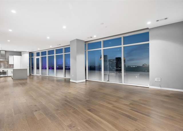 Property at 4521 San Felipe St #2601, Houston, TX 77027, 3 beds, 3.5 baths